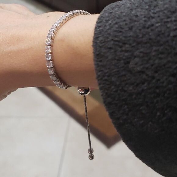 925 Sterling Silver Tennis Bracelet Adjustable - Picture 6 of 8